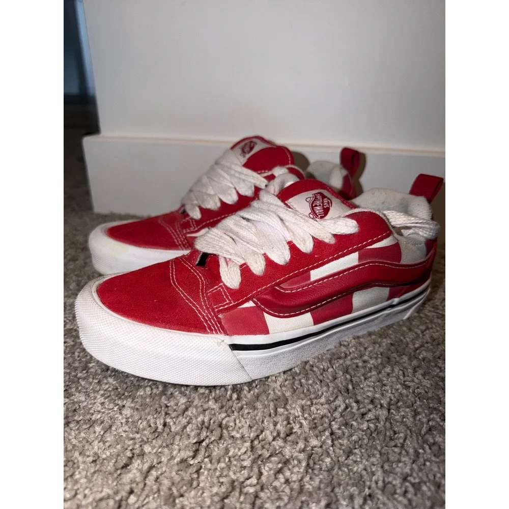 Boy vans red checkered knu Skools 4.5
